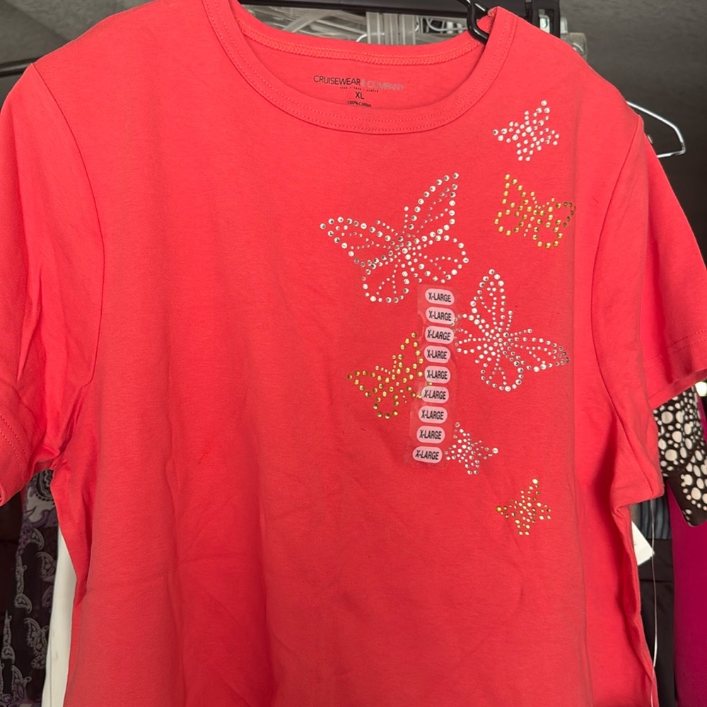 Cruisewear & Co T-shirt w/ rhinestone butterflies